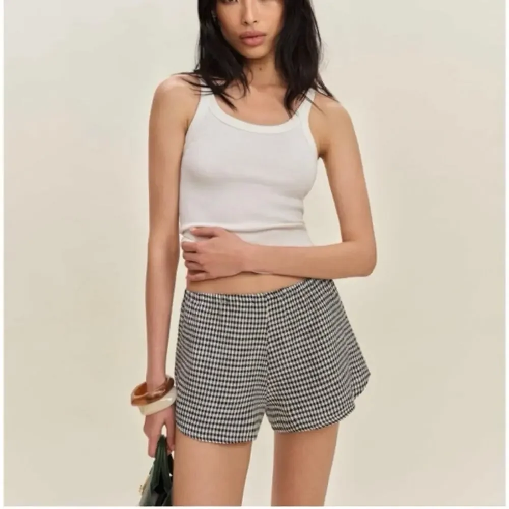 NWOT Reformation Tillie Linen Short in Black/White Check SZ S